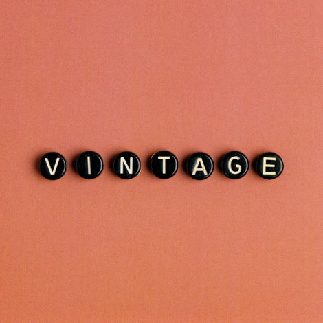 7 Best Vintage Subtitle Fonts