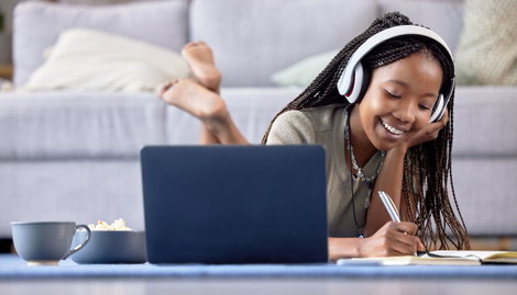 Video Content in E-Learning: Transforming Education Online